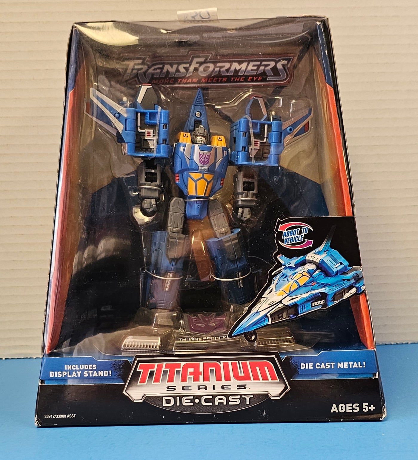 TRANSFORMERS TITANIUM SERIES THUNDERCRACKER