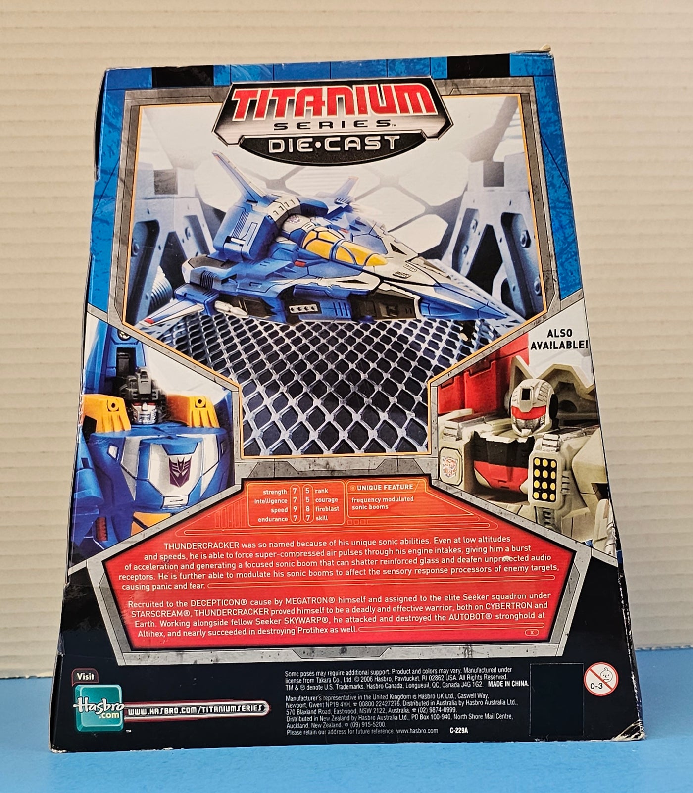 TRANSFORMERS TITANIUM SERIES THUNDERCRACKER