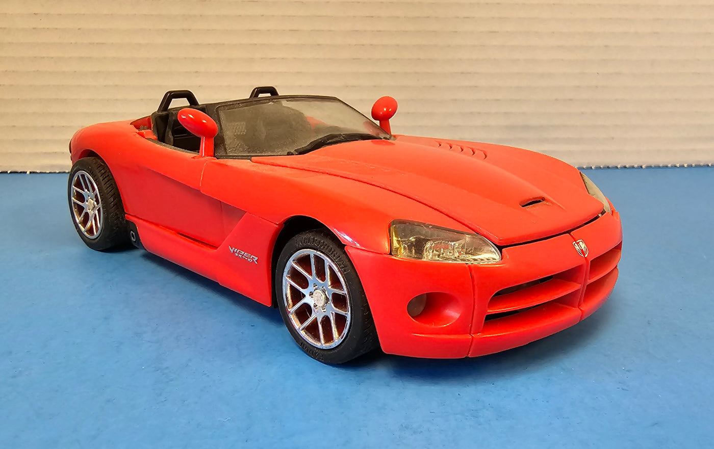 TRANSFORMERS ALTERNATORS SIDESWIPE