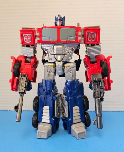 TRANSFORMERS COMBINER WARS OPTIMUS PRIME COMPLETE