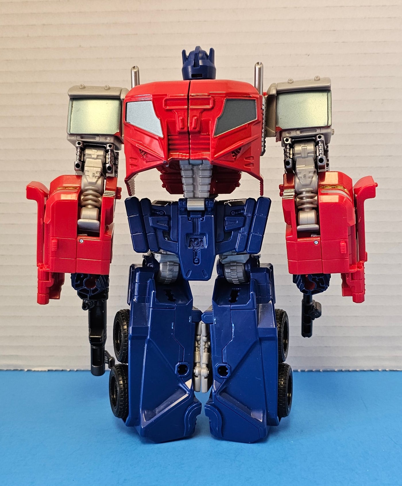TRANSFORMERS COMBINER WARS OPTIMUS PRIME COMPLETE
