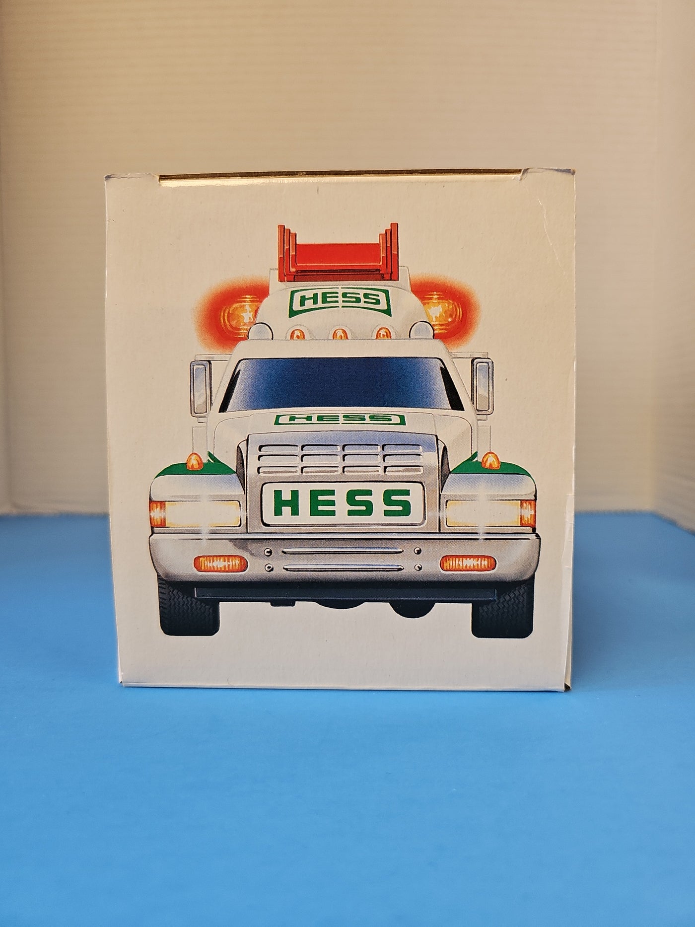 1994 HESS RESCUE TRUCK