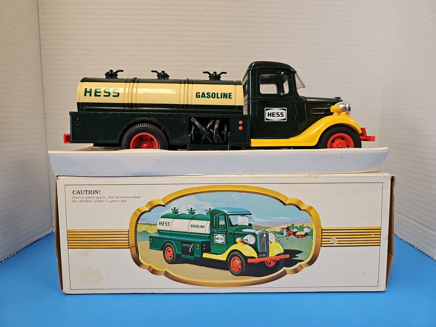1982/1983 HESS, THE FIRST HESS TRUCK