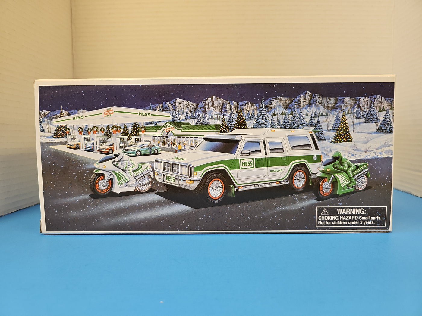 2004 HESS SPORT UTILITY VEHICLE AND MOTORCYCLES