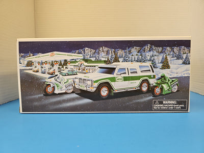 2004 HESS SPORT UTILITY VEHICLE AND MOTORCYCLES