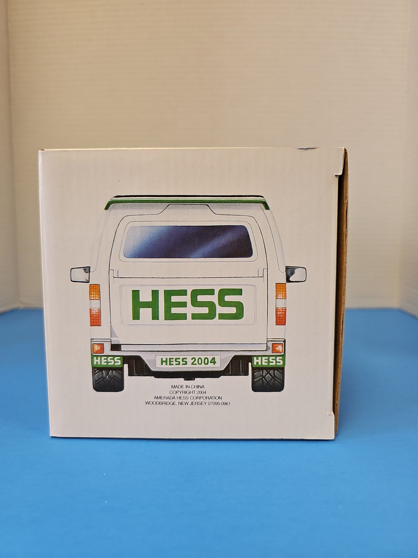 2004 HESS SPORT UTILITY VEHICLE AND MOTORCYCLES