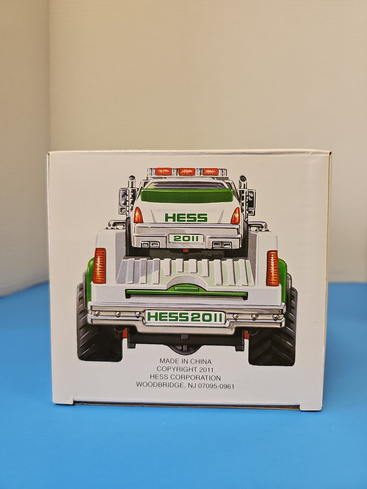 2011 HESS TOY TRUCK AND RACE CAR