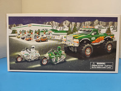 2007 HESS MONSTER TRUCK WITH MOTORCYCLES