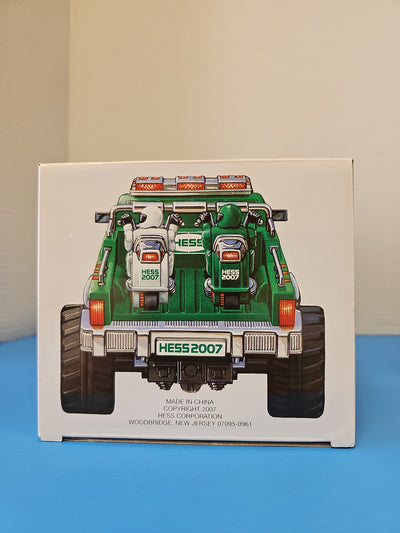 2007 HESS MONSTER TRUCK WITH MOTORCYCLES