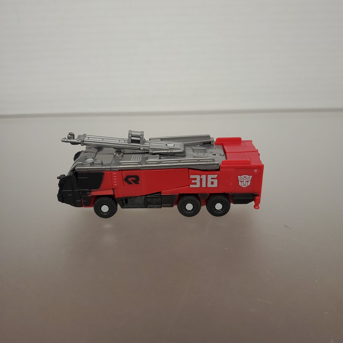 TRANSFORMERS DOTM SENTINEL PRIME COMMANDER CLASS COMPLETE